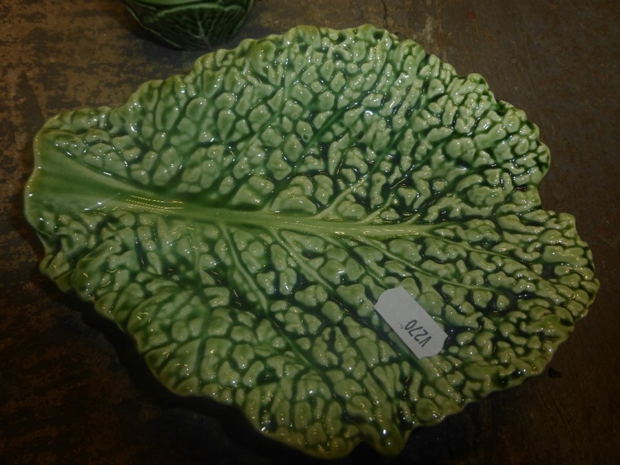 A large quantity of cabbage leaf china and similar - Image 7 of 9