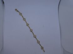 9ct yellow gold bracelet with diamond shaped links, marked 375, 10.9g approx. 20cm