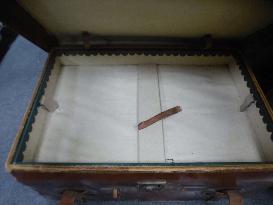 An antique leather travelling case having removeable tray, and side handles, 77cms - Image 2 of 2