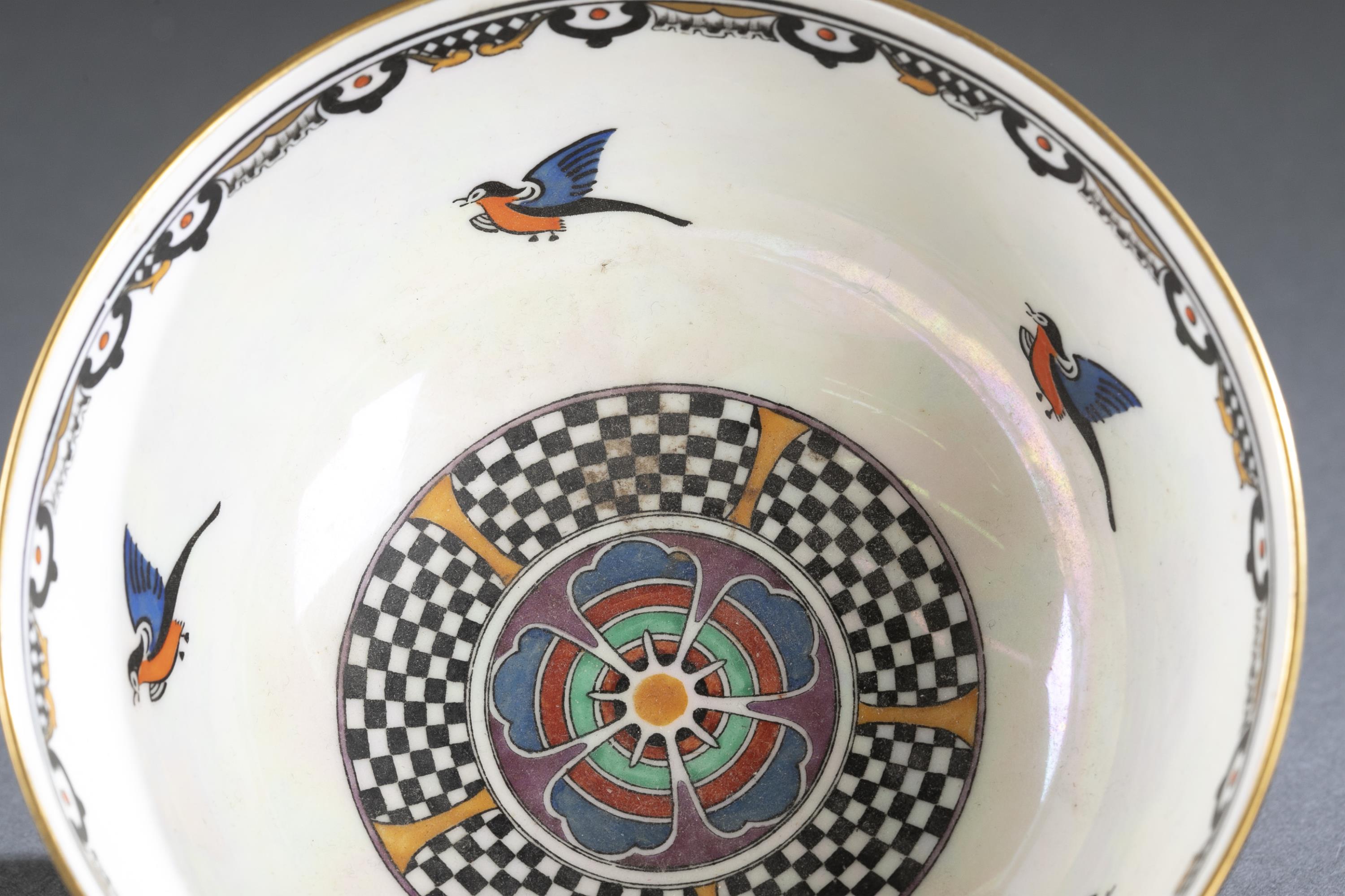 2 Wedgwood, Coral and Bronze, lustre bowls. - Image 5 of 8