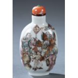 Porcelain famille rose snuff bottle, 19th c.