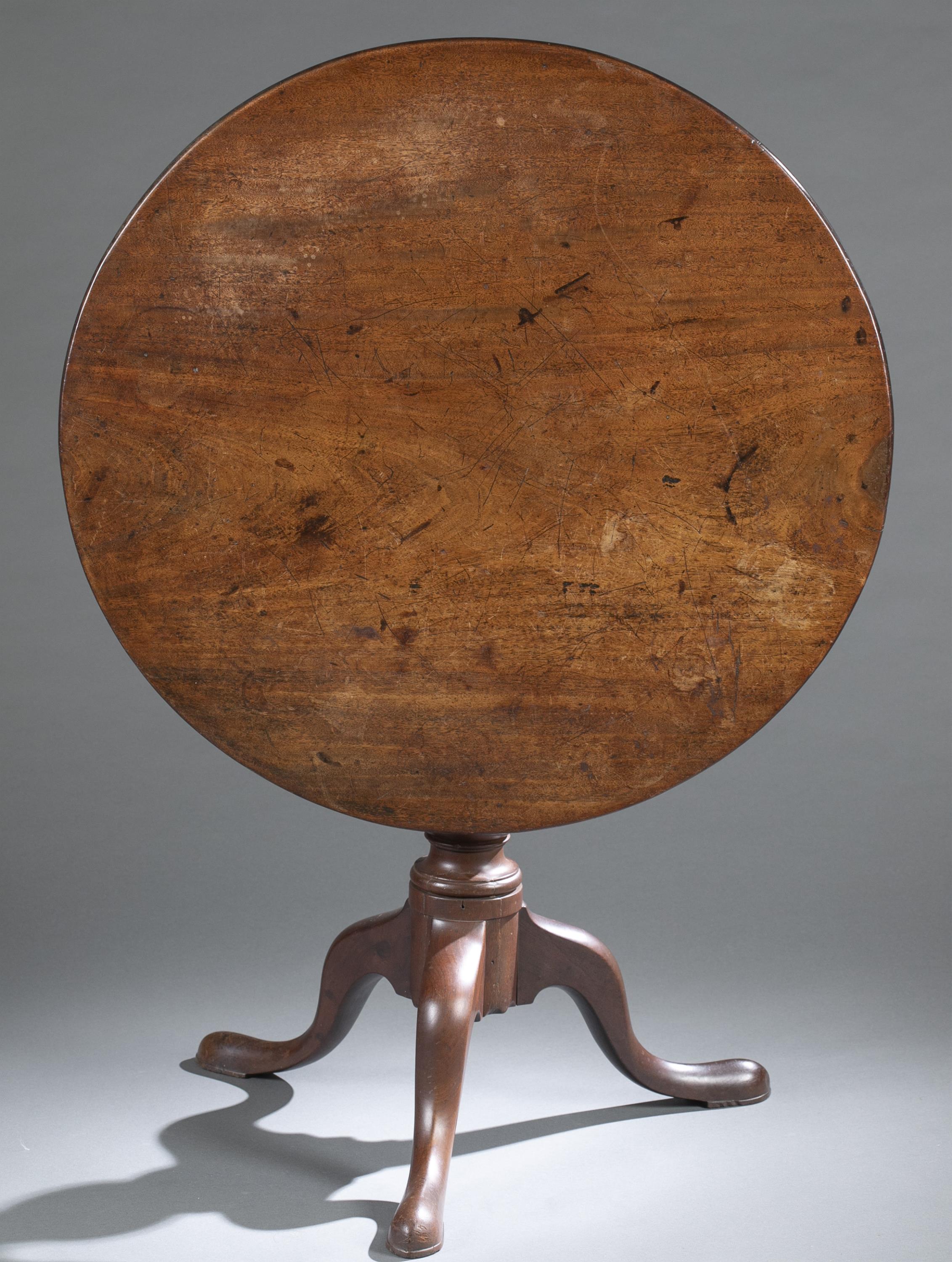 Chippendale style, tilt top table. - Image 4 of 7