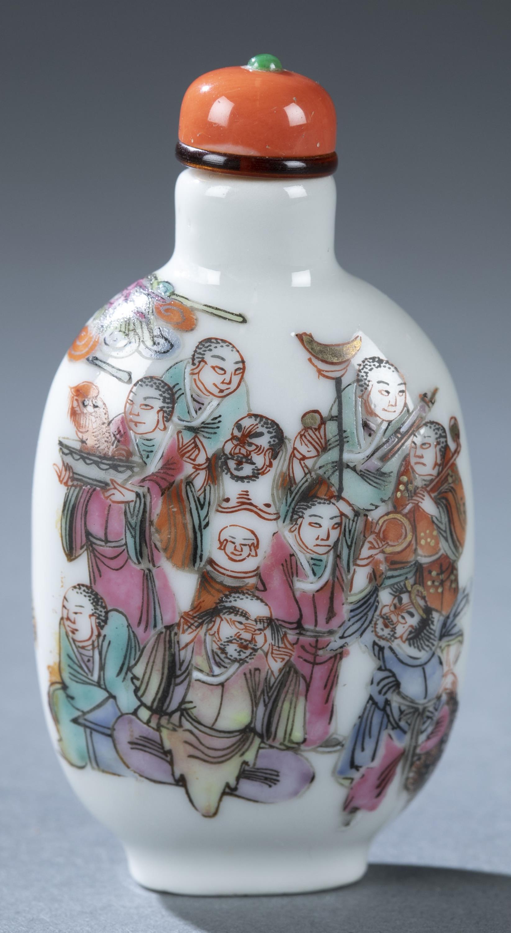 Porcelain famille rose snuff bottle, 19th c. - Image 3 of 6