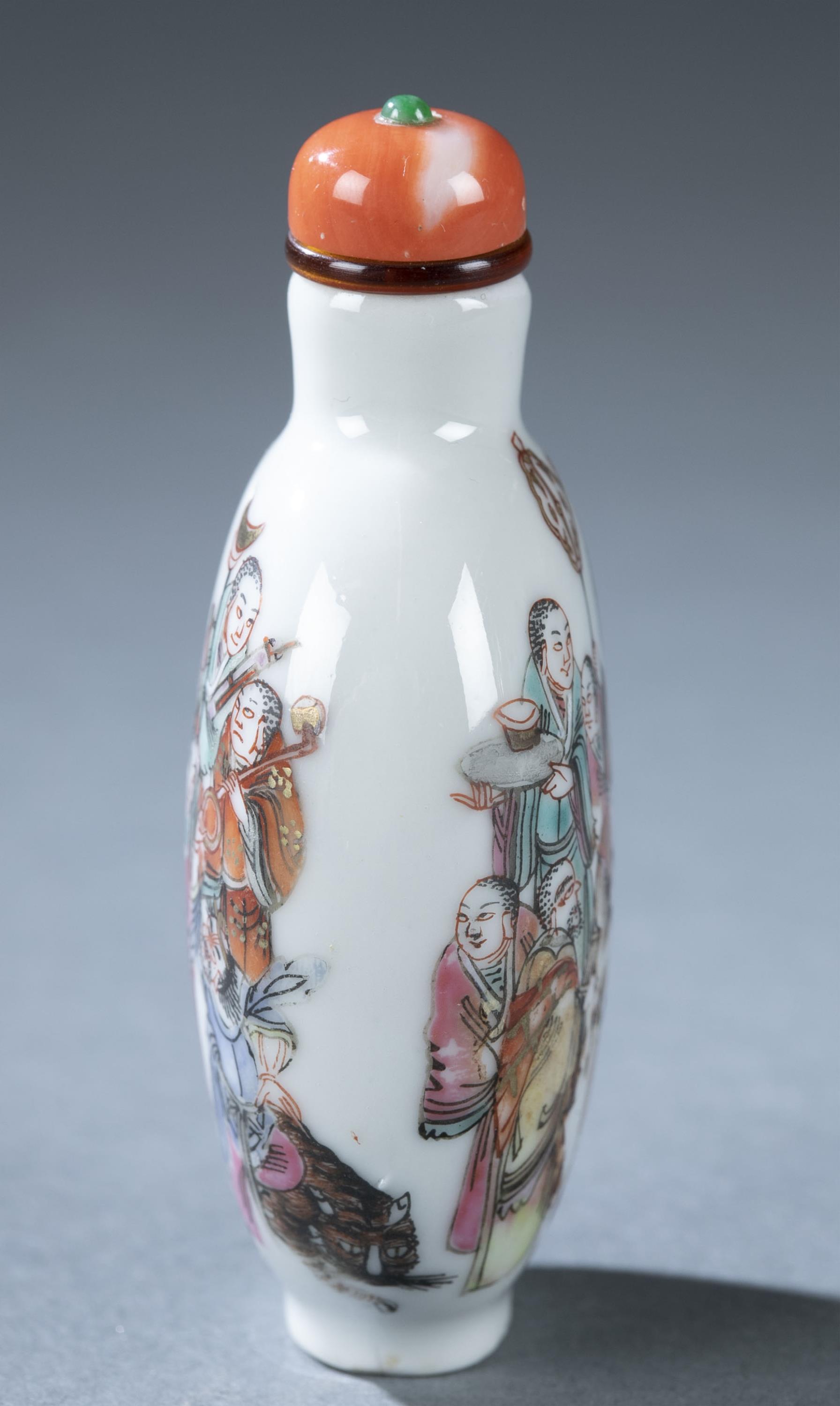 Porcelain famille rose snuff bottle, 19th c. - Image 2 of 6