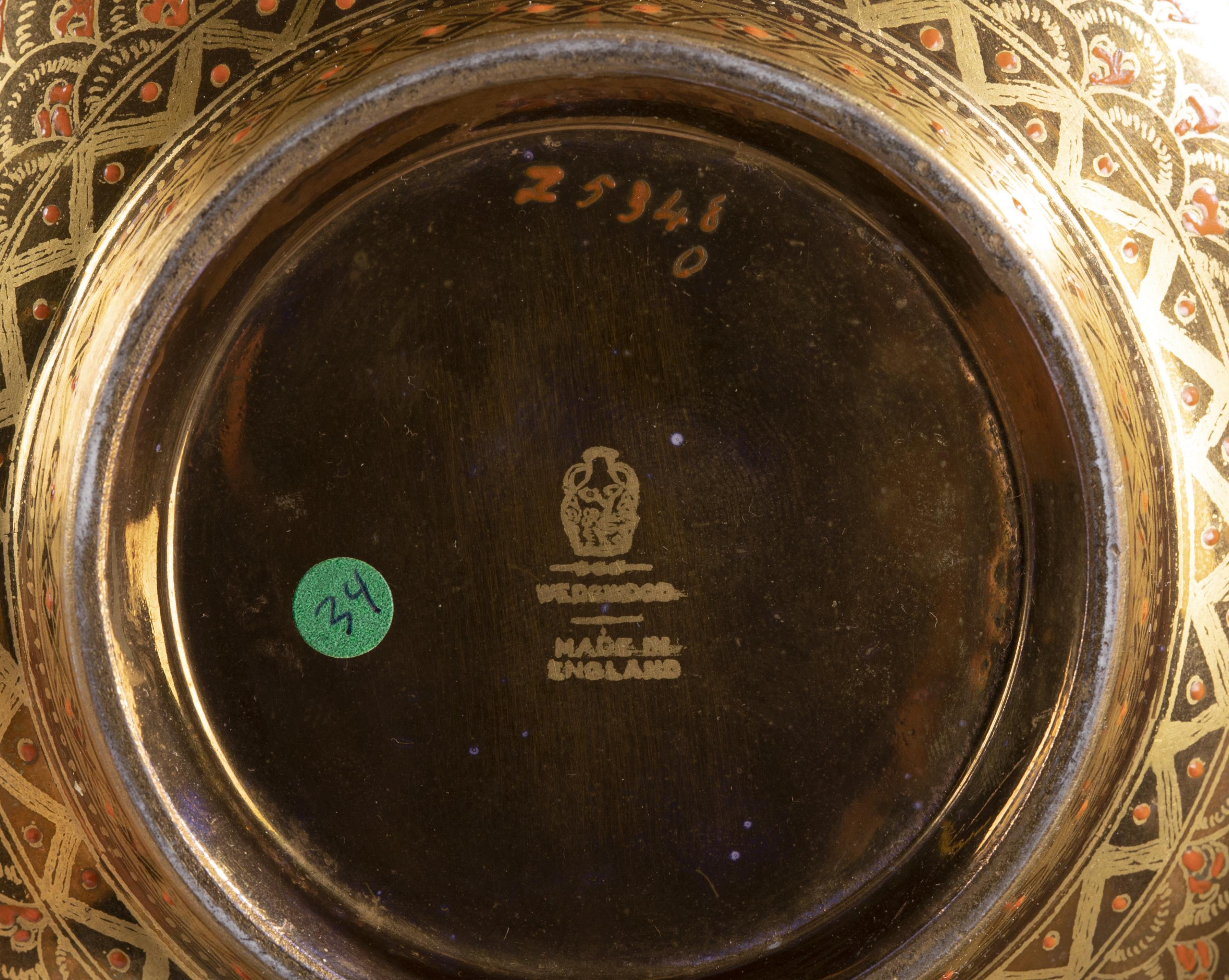 2 Wedgwood, Coral and Bronze, lustre bowls. - Image 7 of 8