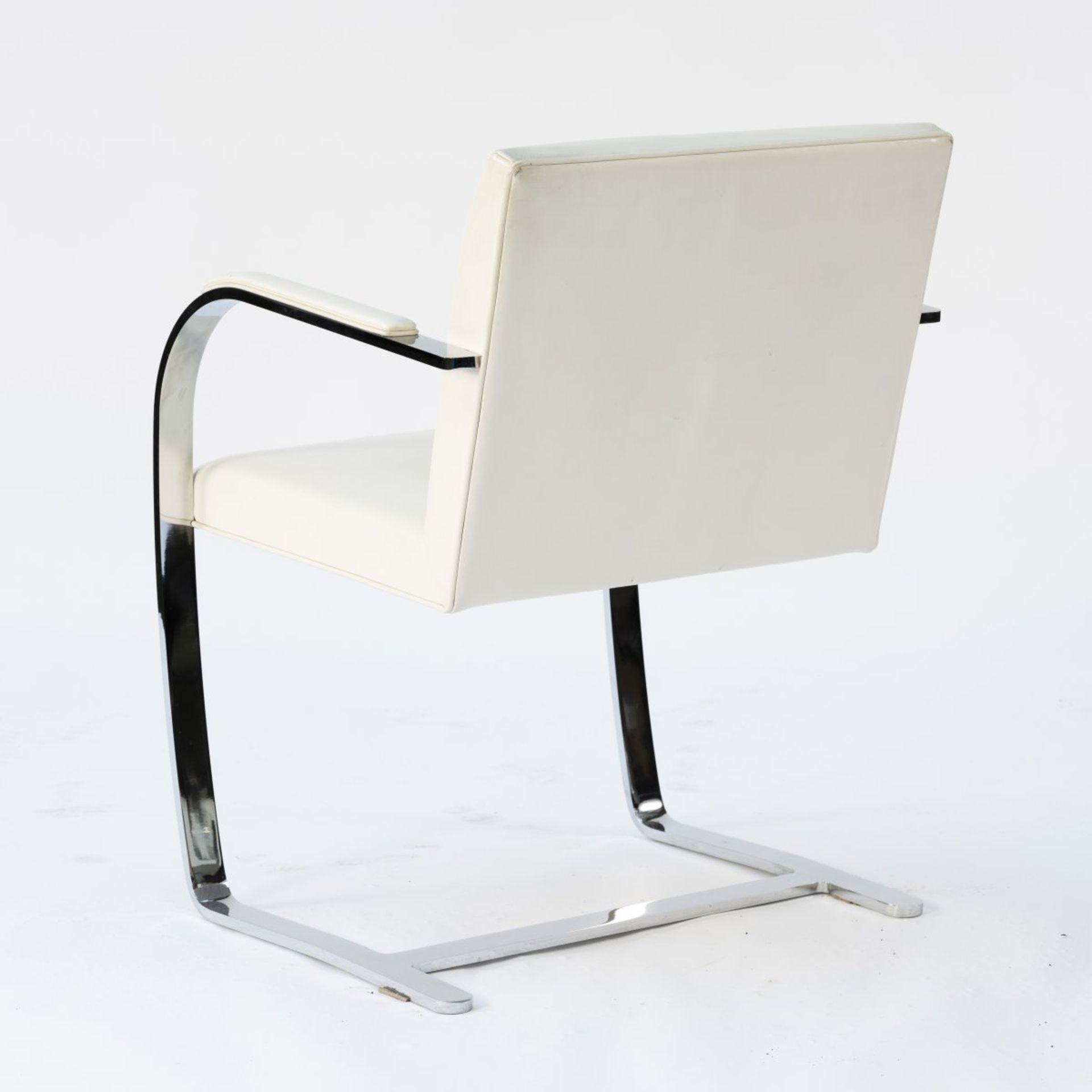 Ludwig Mies van der Rohe, 4 'Brno' armchairs, 1929/30 - Bild 4 aus 5