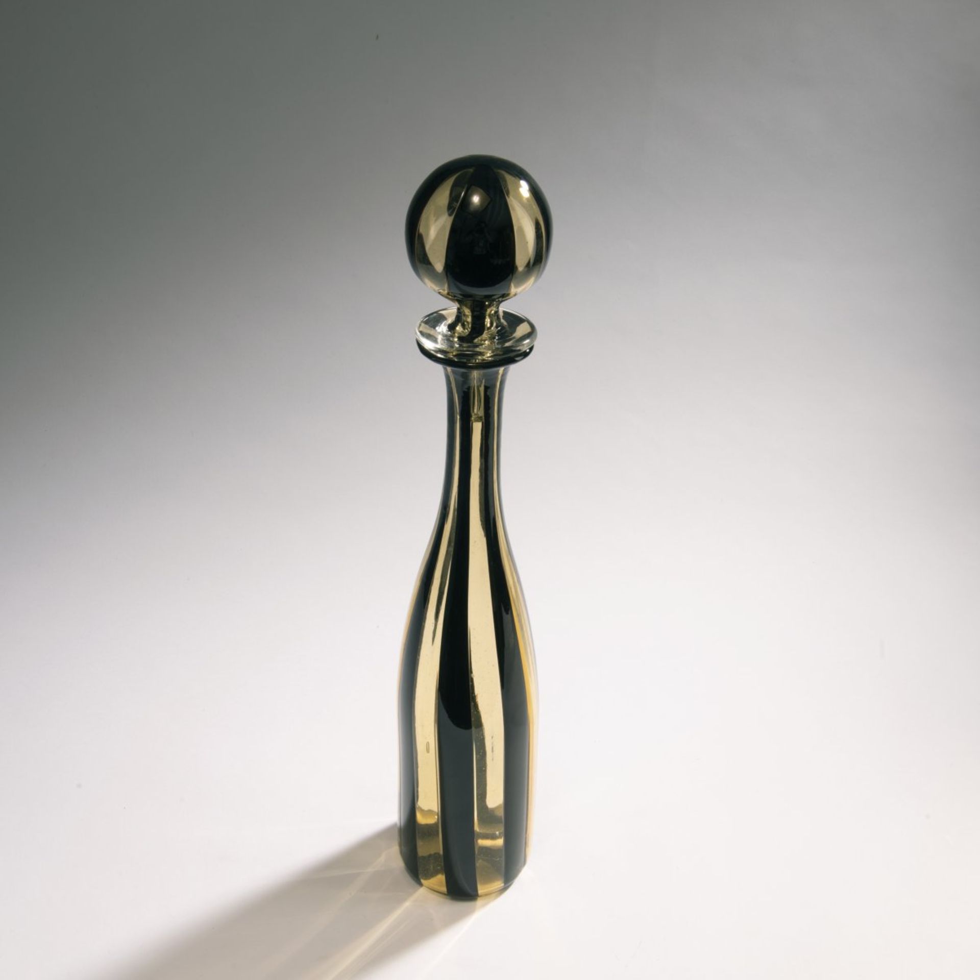 Paolo Venini, 'A fasce' bottle with stopper, 1956 - Bild 2 aus 4