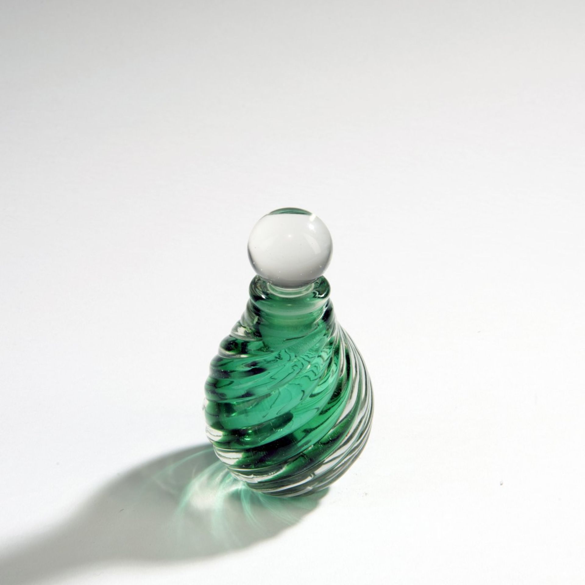 Carlo Scarpa, Bottle with stopper, c. 1935 - Bild 2 aus 3