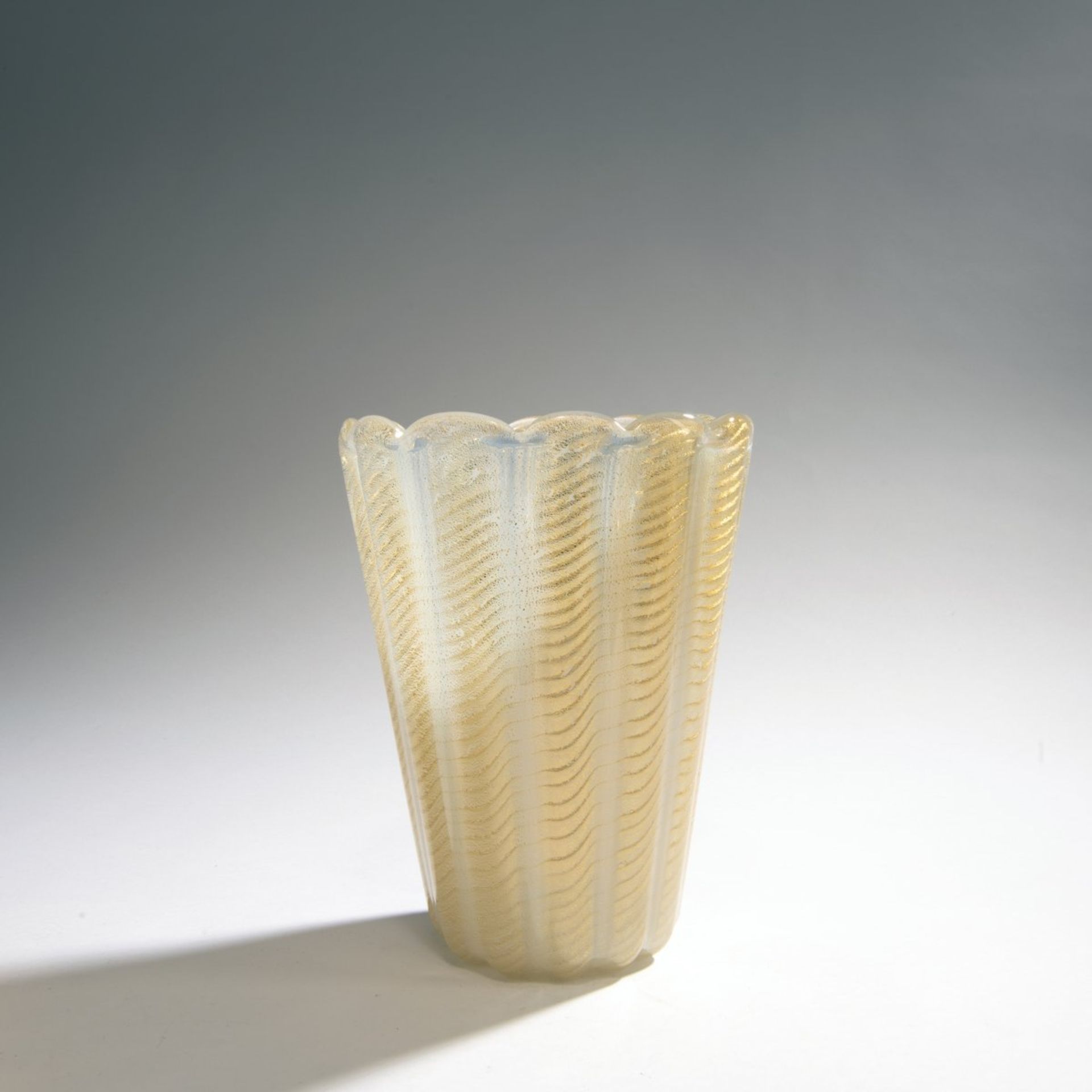 Ercole Barovier, 'Cordonato oro' vase, 1950