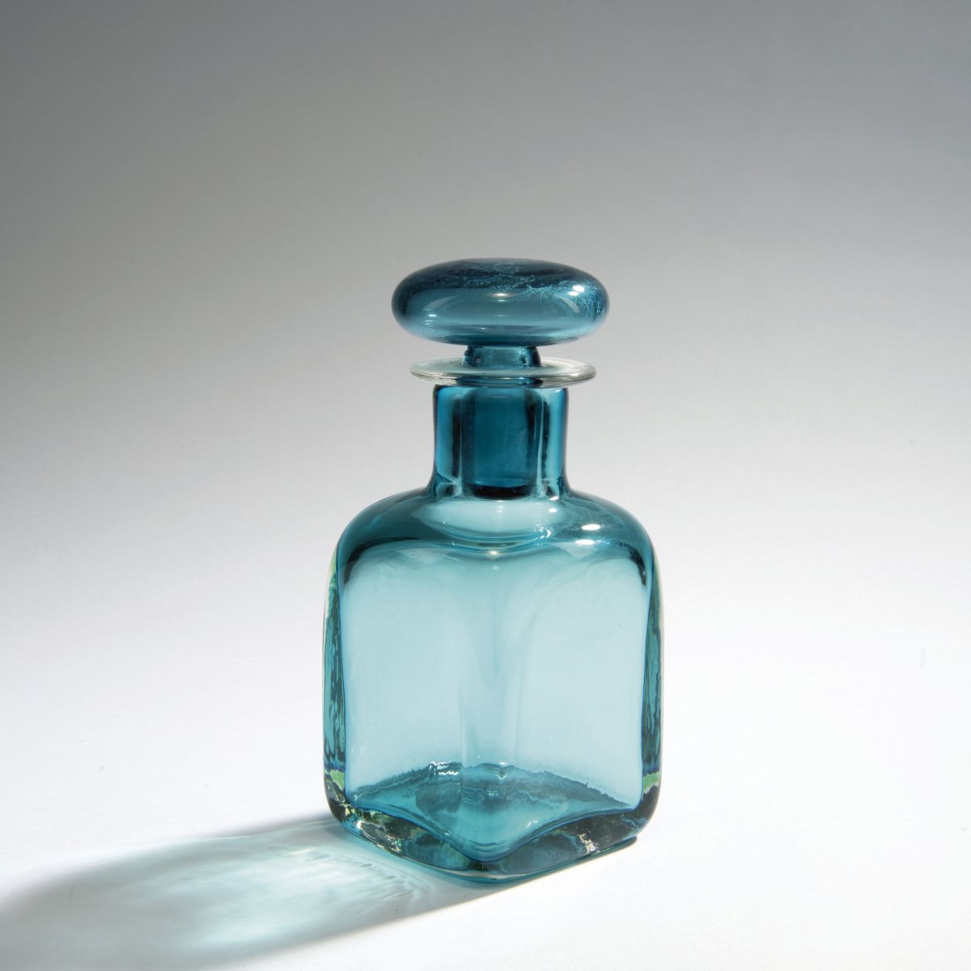 Paolo Venini, Bottle with stopper, 1959