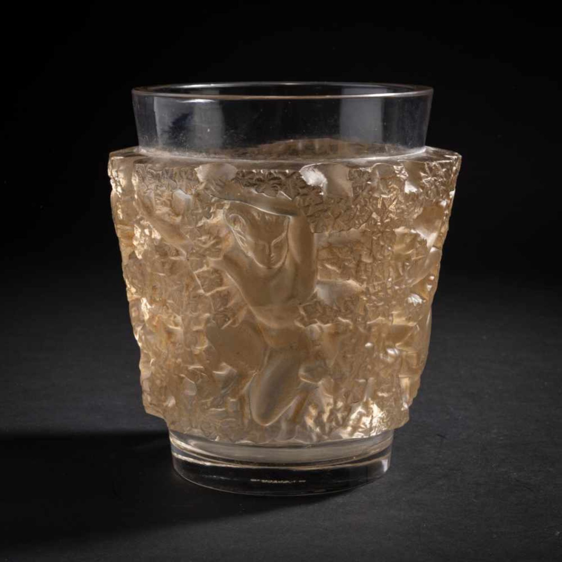 René Lalique, 'Bacchus' vase, 1938'Bacchus' vase, 1938H. 18 cm. Clear, moulded glass, partially - Bild 2 aus 7