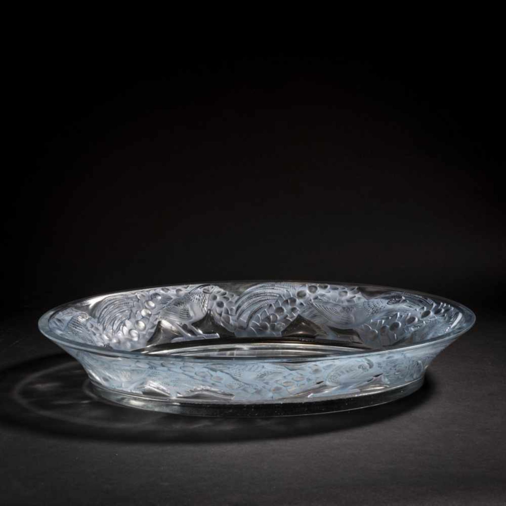 René Lalique, 'Faisans' bowl, 1941'Faisans' bowl, 1941L. 43.5 cm. Clear, moulded glass, partially