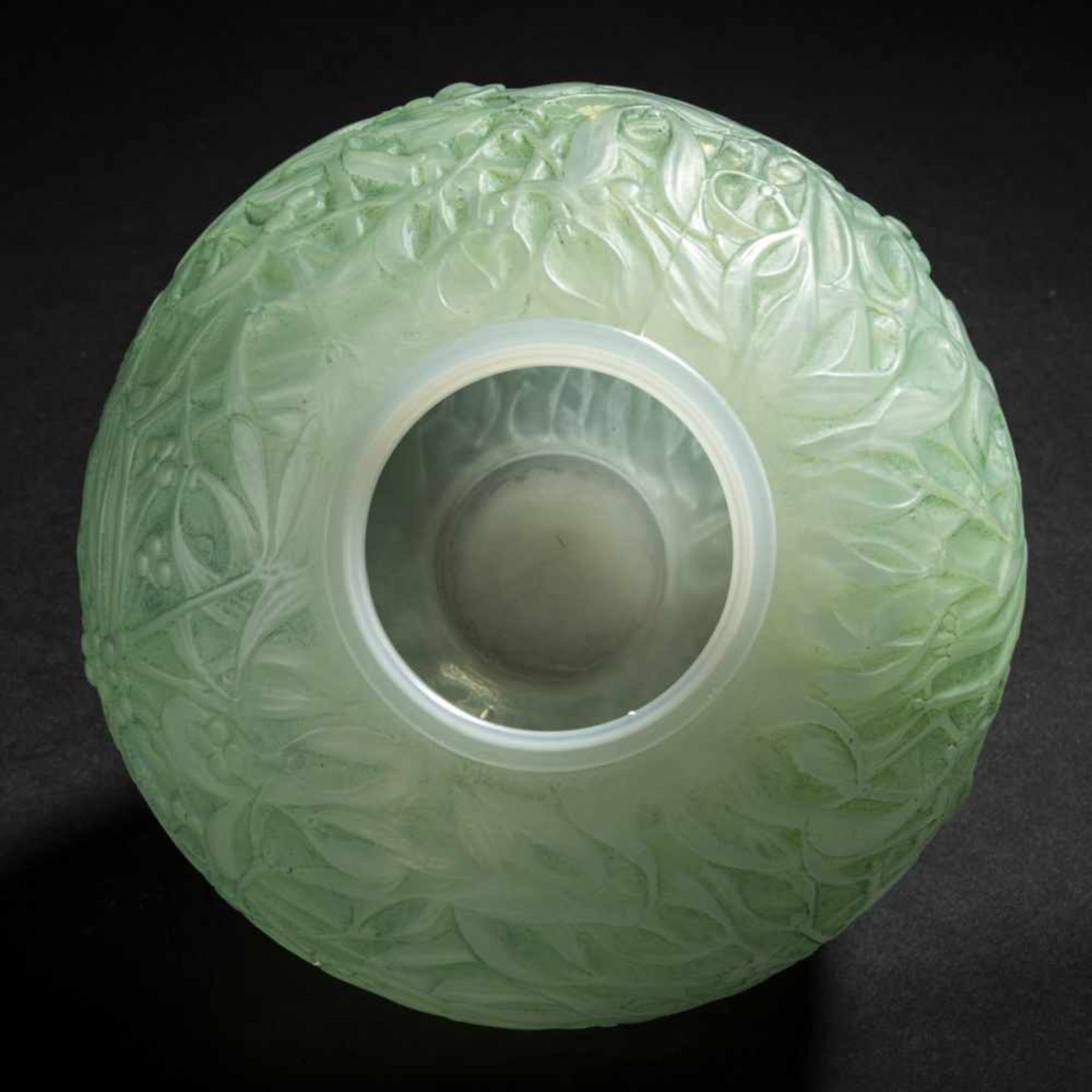 René Lalique, 'Gui' vase, 1920 - Bild 3 aus 5