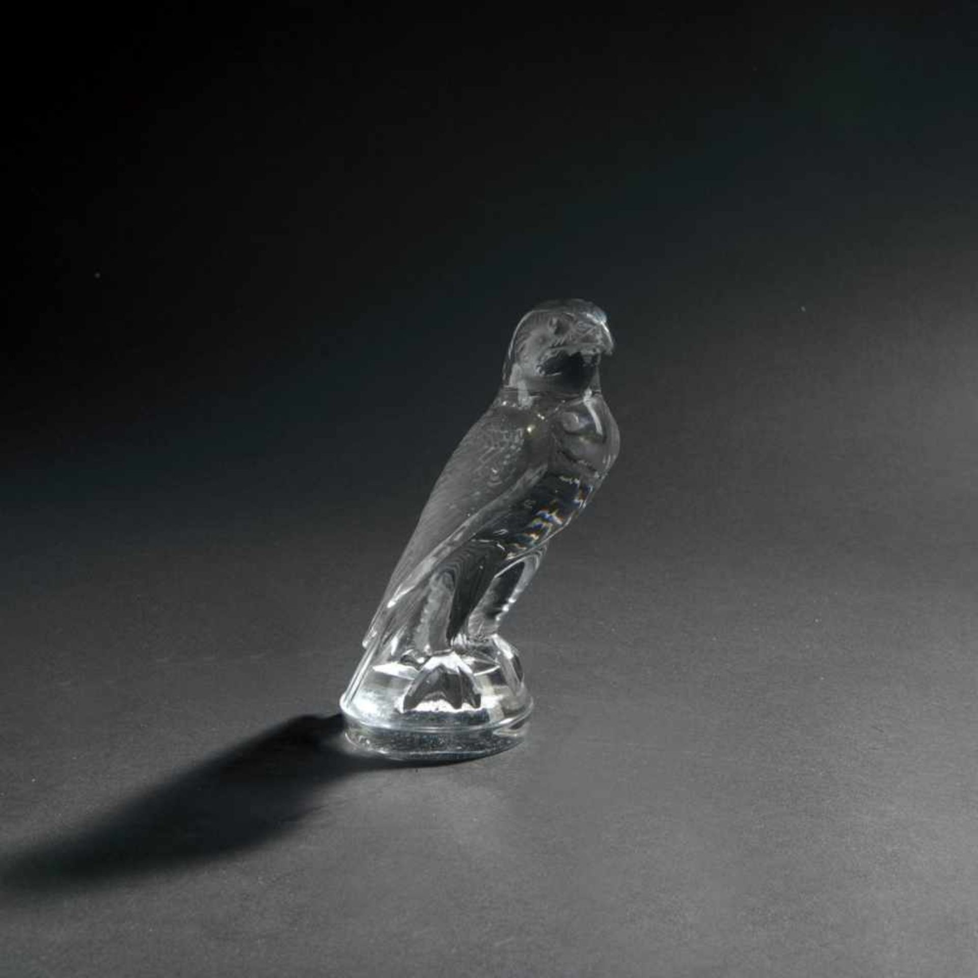 René Lalique, 'Faucon' radiator cap, 1925'Faucon' radiator cap, 1925H. 16 cm. Clear, moulded - Image 2 of 4