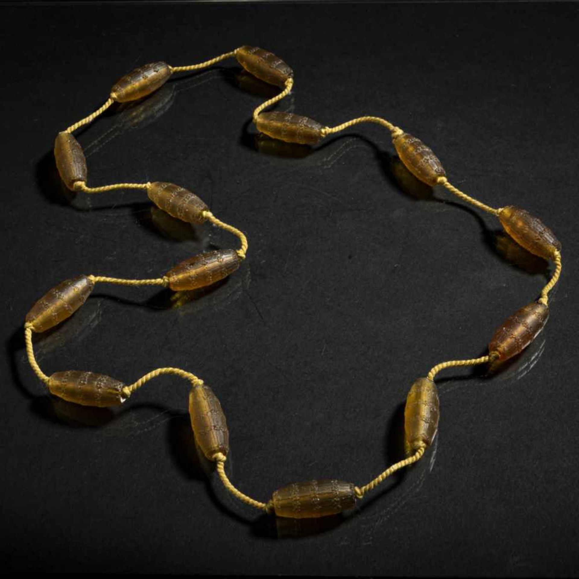 René Lalique, 'Fleurettes' necklace, 1920'Fleurettes' necklace, 1920L. 49.5 cm, glass beads: 3.2 x