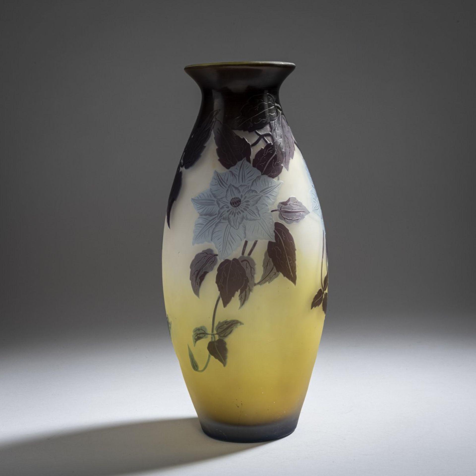 Etablissements Gallé, Nancy, Vase 'Clématites', 1920s - Bild 2 aus 5