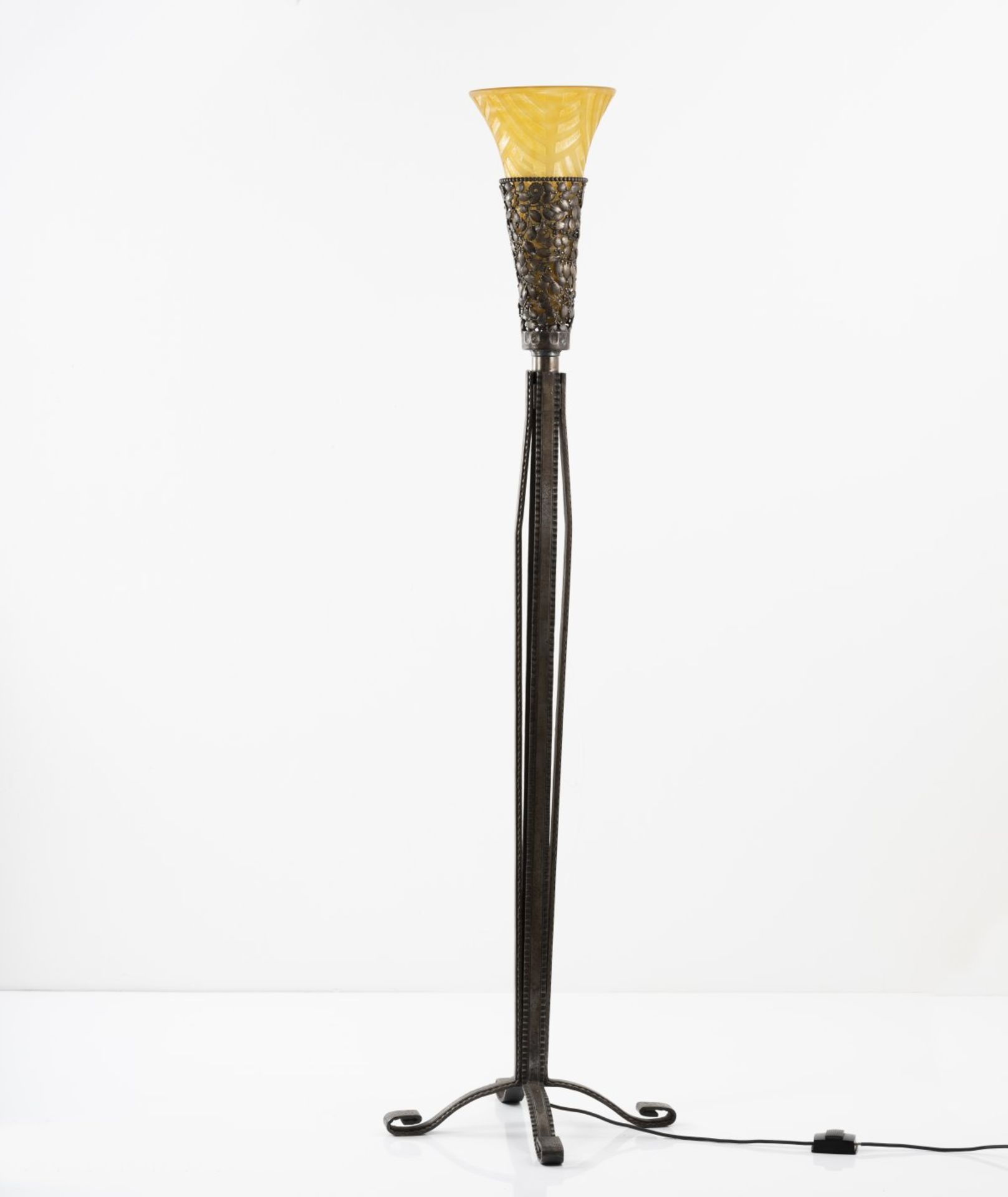 Daum Frères; Edgar Brandt, Nancy, Floor lamp, c. 1930 - Bild 5 aus 8