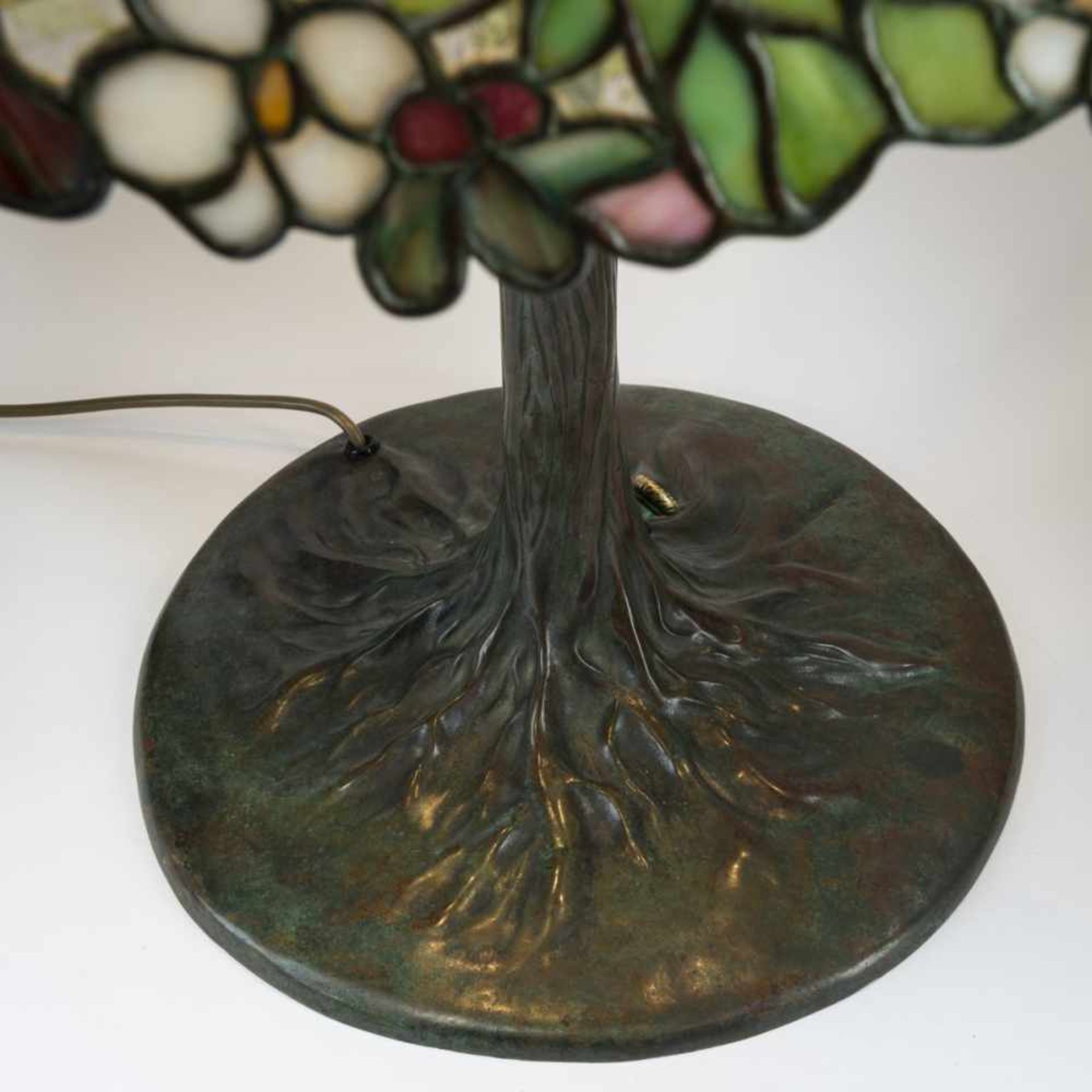 Louis C. Tiffany, 'Apple Blossom' table light, c. 1904 - Bild 16 aus 19