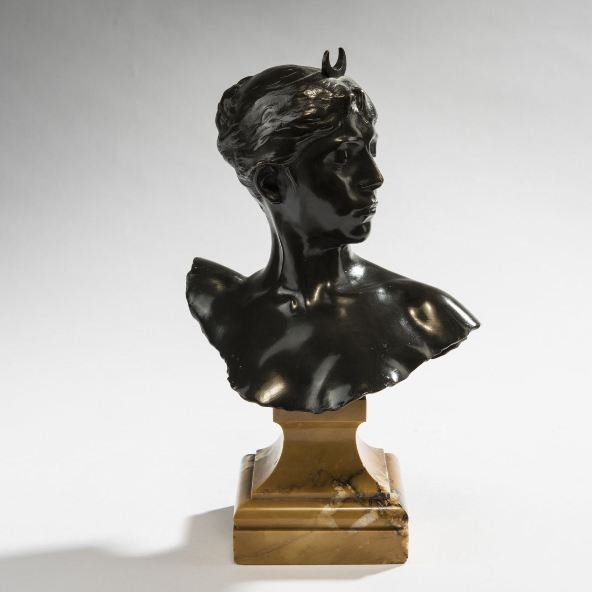 Alexandre Falguière, Bust 'Diane', 1882 - Bild 2 aus 6