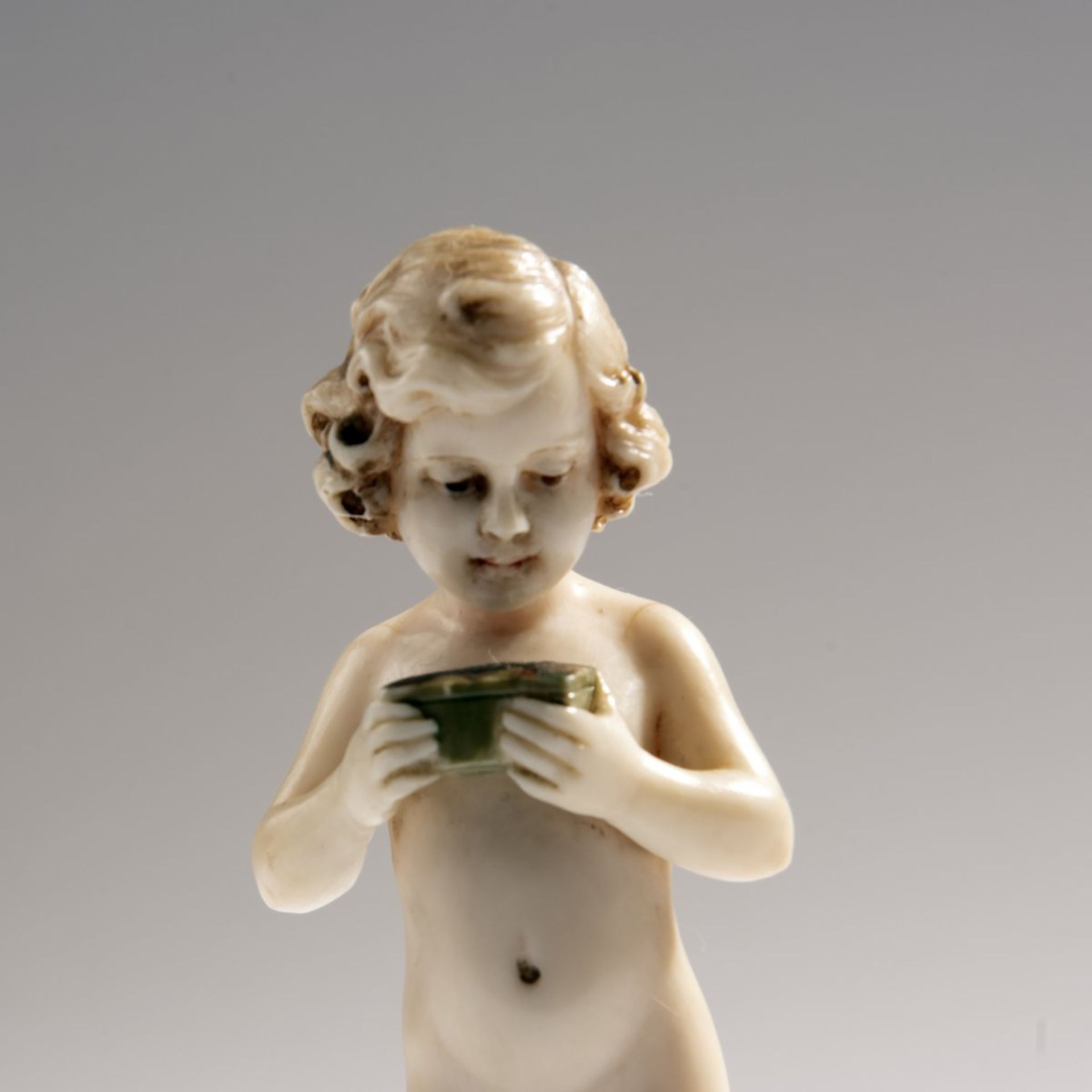 Ferdinand Preiss, 'Girl with Small Case' and 'Boy with Trumpet', pre-1914 - Bild 10 aus 11