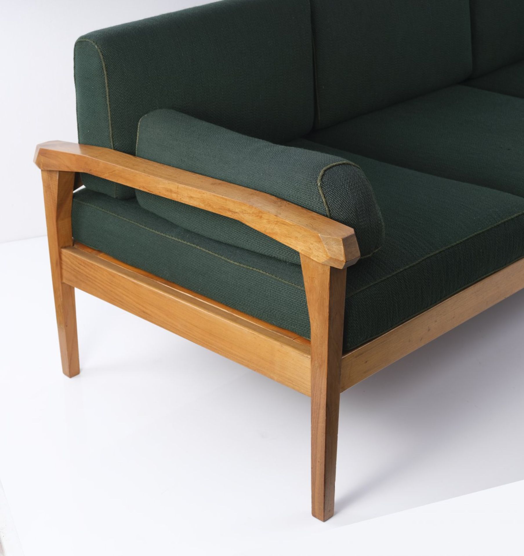 Felix Kayser, Anthroposophical three-seater sofa 'K 44', c. 1930 - Bild 4 aus 7