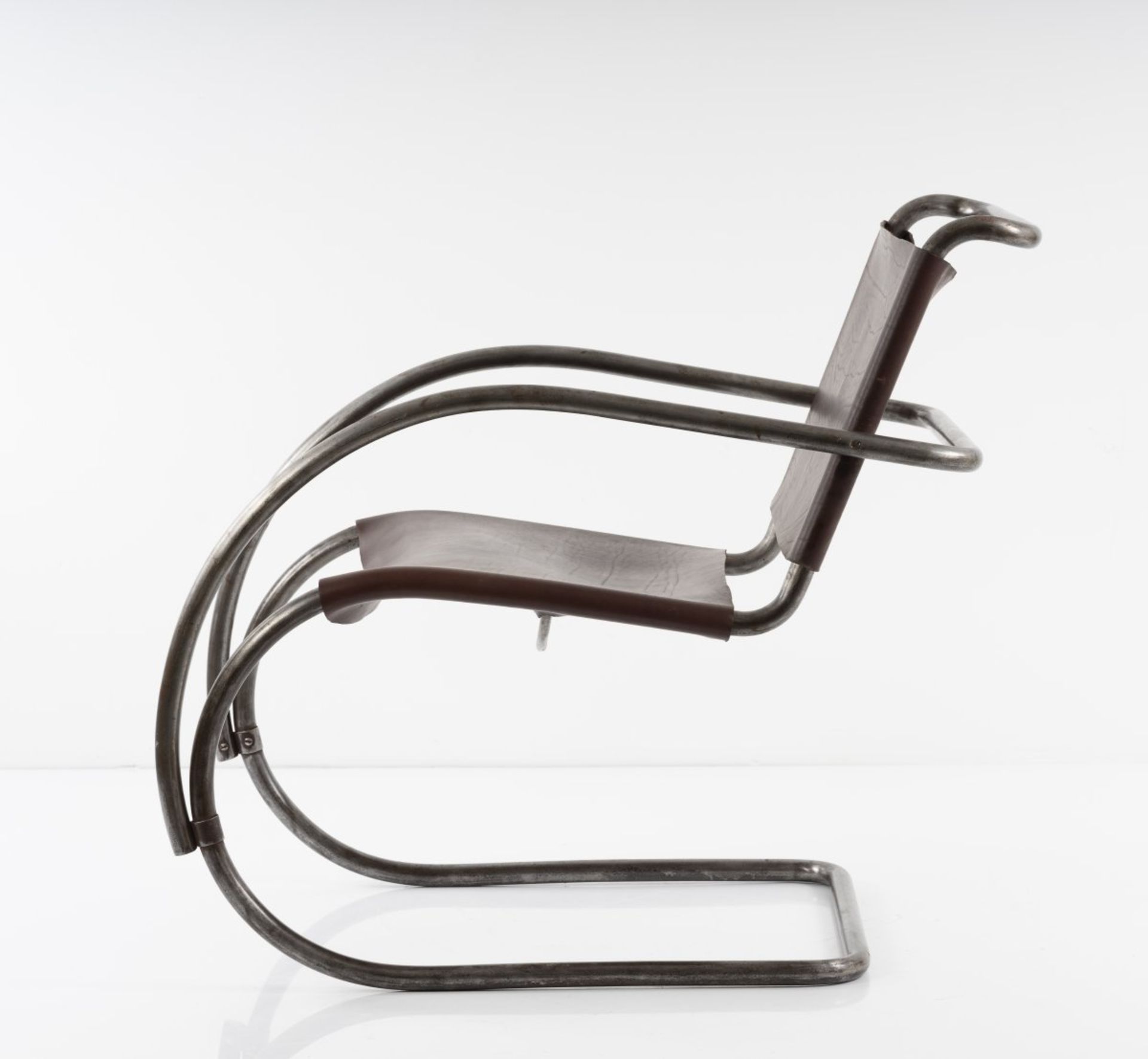 Ludwig Mies van der Rohe, 'MR 11-12' armchair, 1927