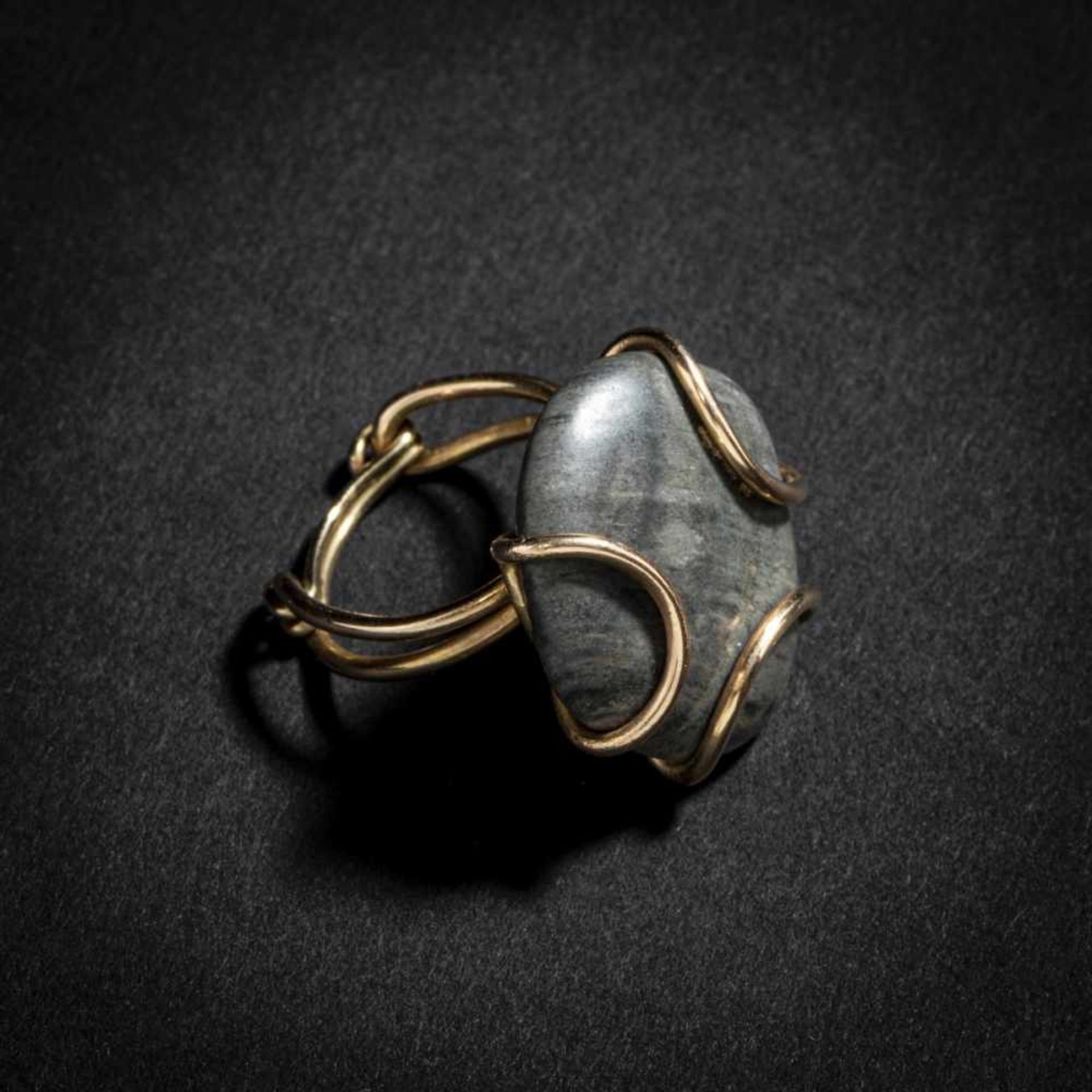 Naum Slutzky, Pebble ring, c. 1962