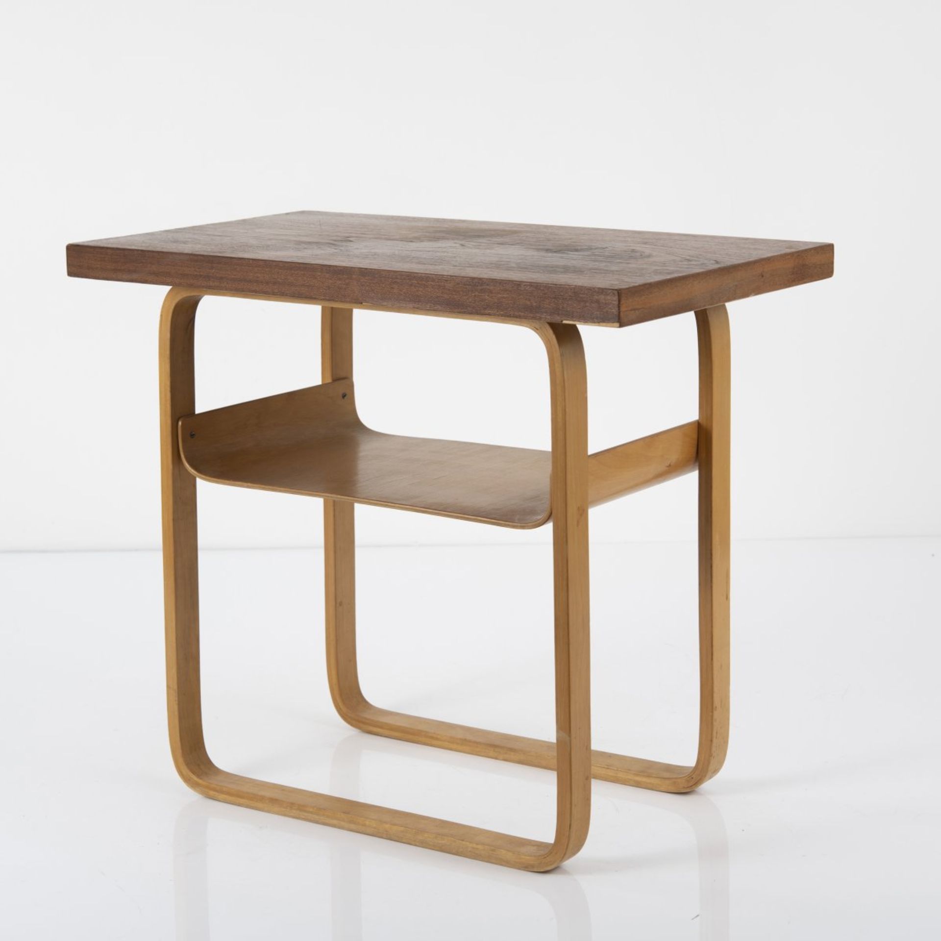 Alvar Aalto, Side Table 'Closed-Framed', 1932 - Bild 4 aus 9