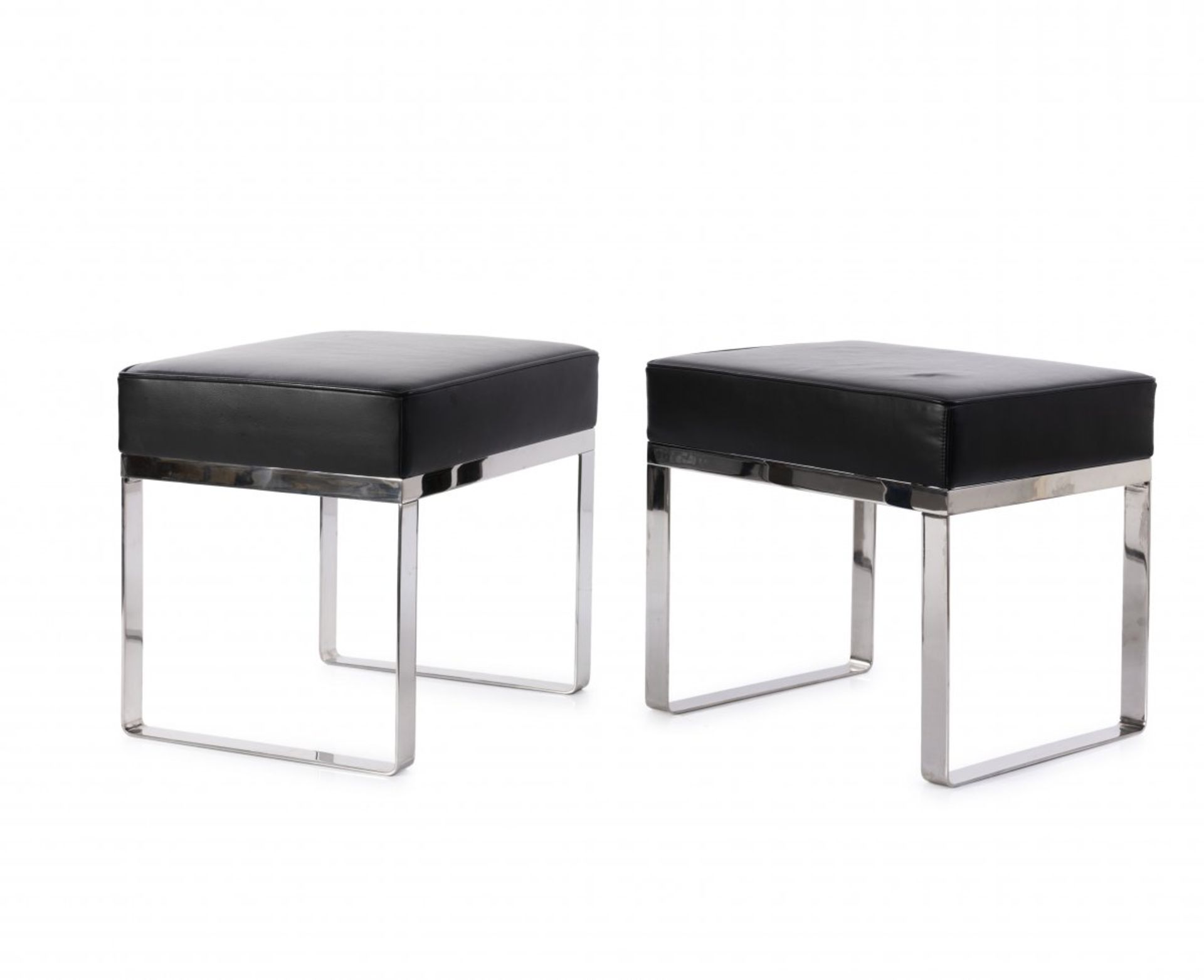 Eckart Muthesius, Set of two 'Banu' stools, 1931