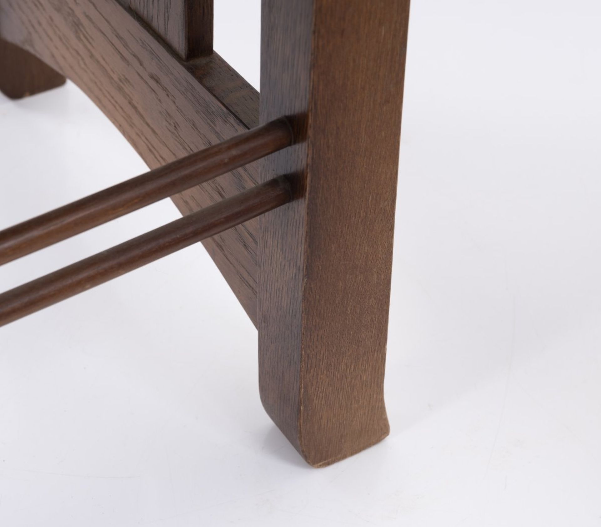 Charles Rennie Mackintosh, Set of four 'Ingram' chairs, um 1900 - Bild 7 aus 7