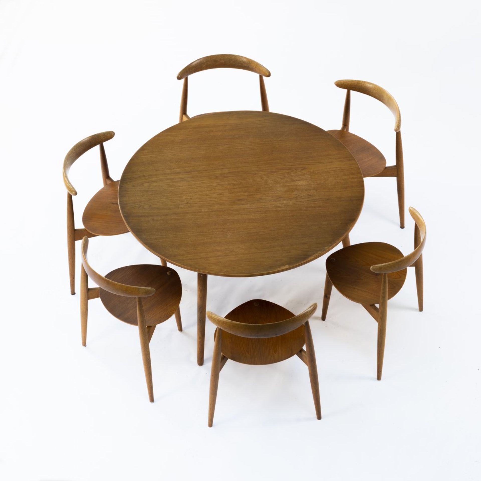 Hans J. Wegner, Tisch '4602' mit sechs Stühlen '4103', 1952 - Bild 2 aus 7