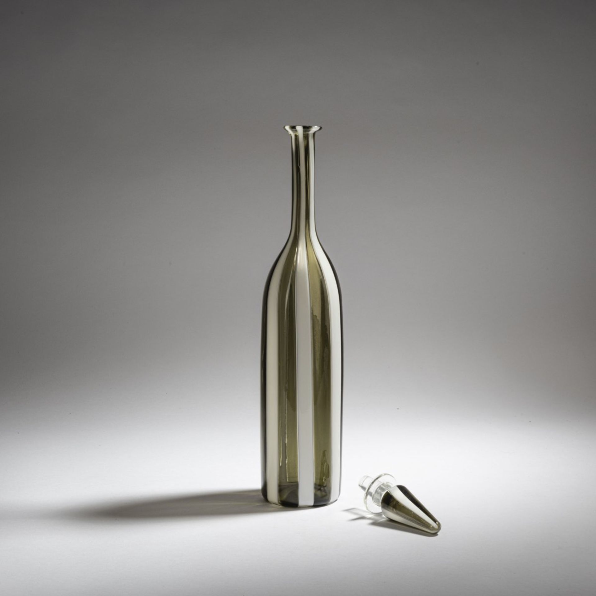 Paolo Venini, Flasche mit Stopfen 'A fasce', 1956 - Image 2 of 2