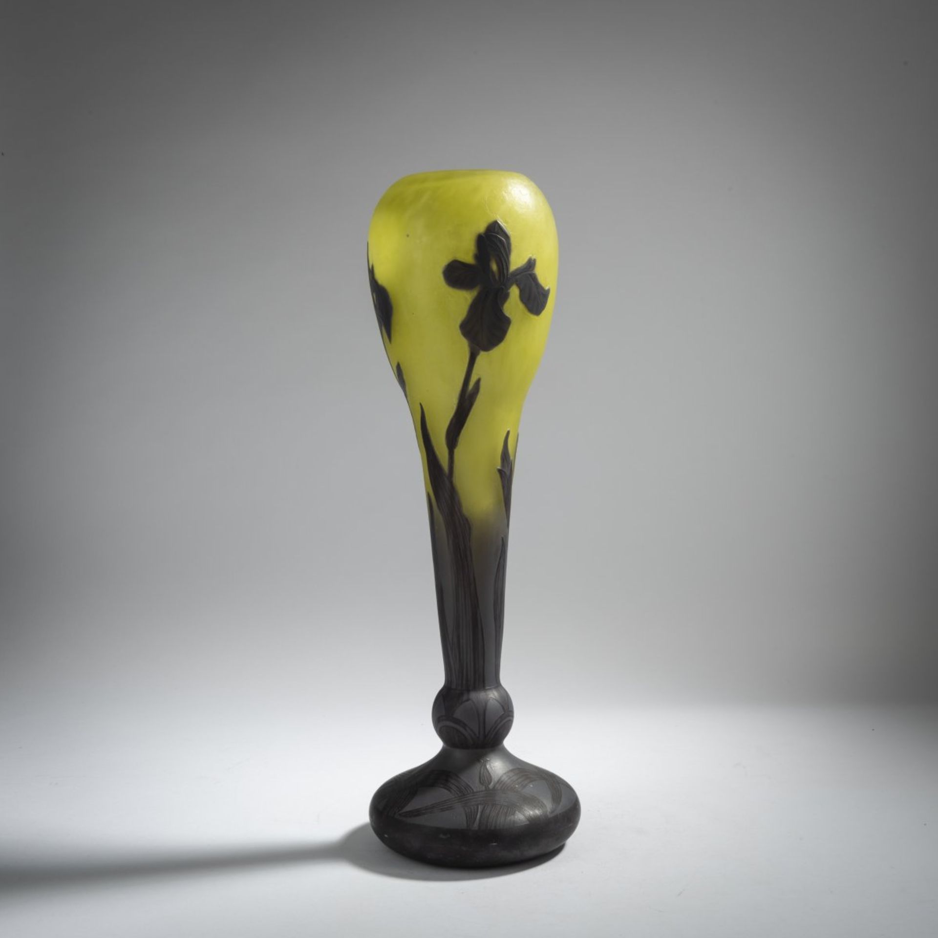 Daum Frères, Nancy , Hohe Vase 'Iris', um 1908 - Image 2 of 6