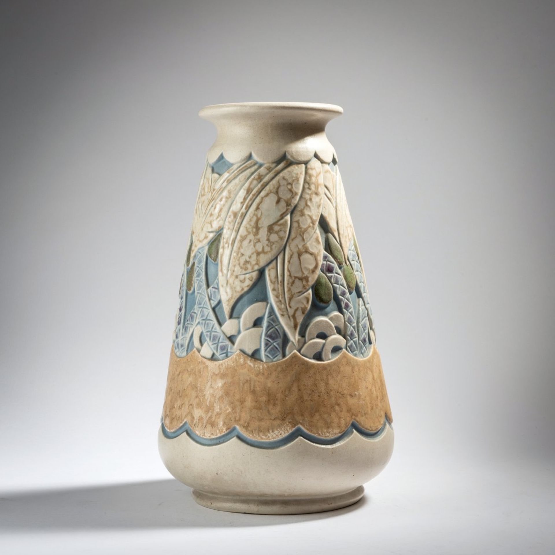 Géo Condé, Große Vase mit Palmen, um 1930