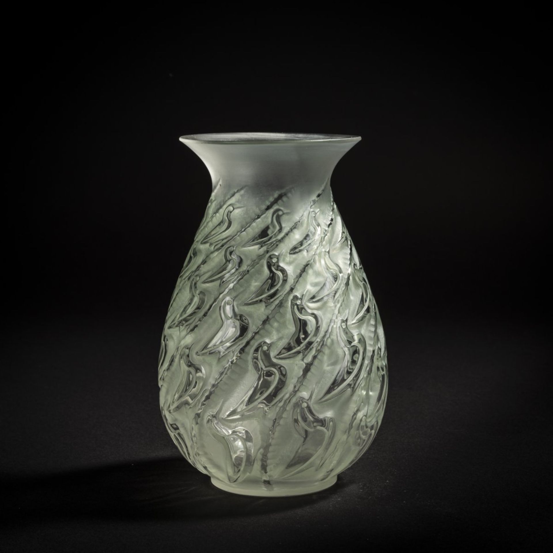 Suzanne Lalique, Vase 'Canards', 1931 - Bild 2 aus 3