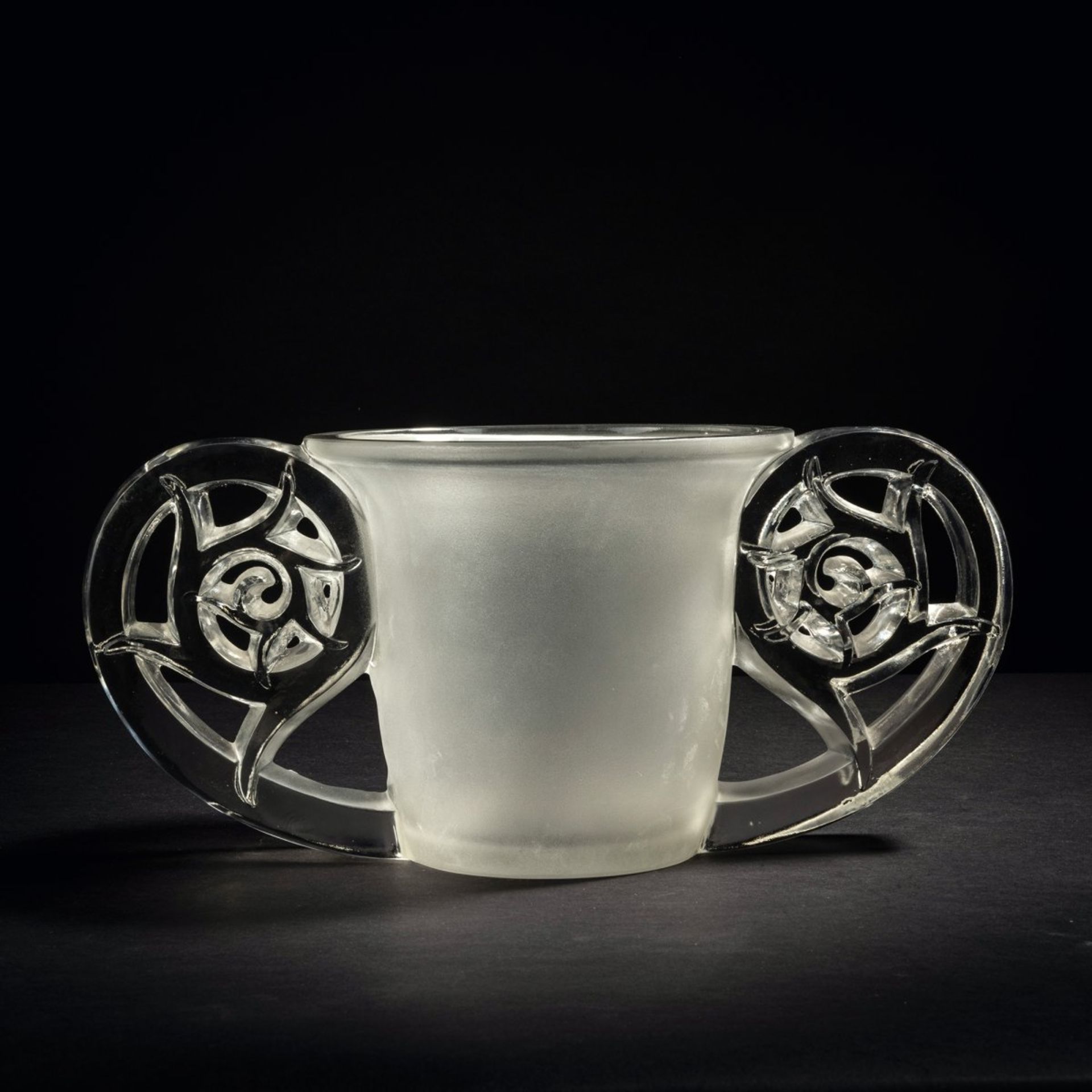 René Lalique, Vase 'Pierrefonds', 1926