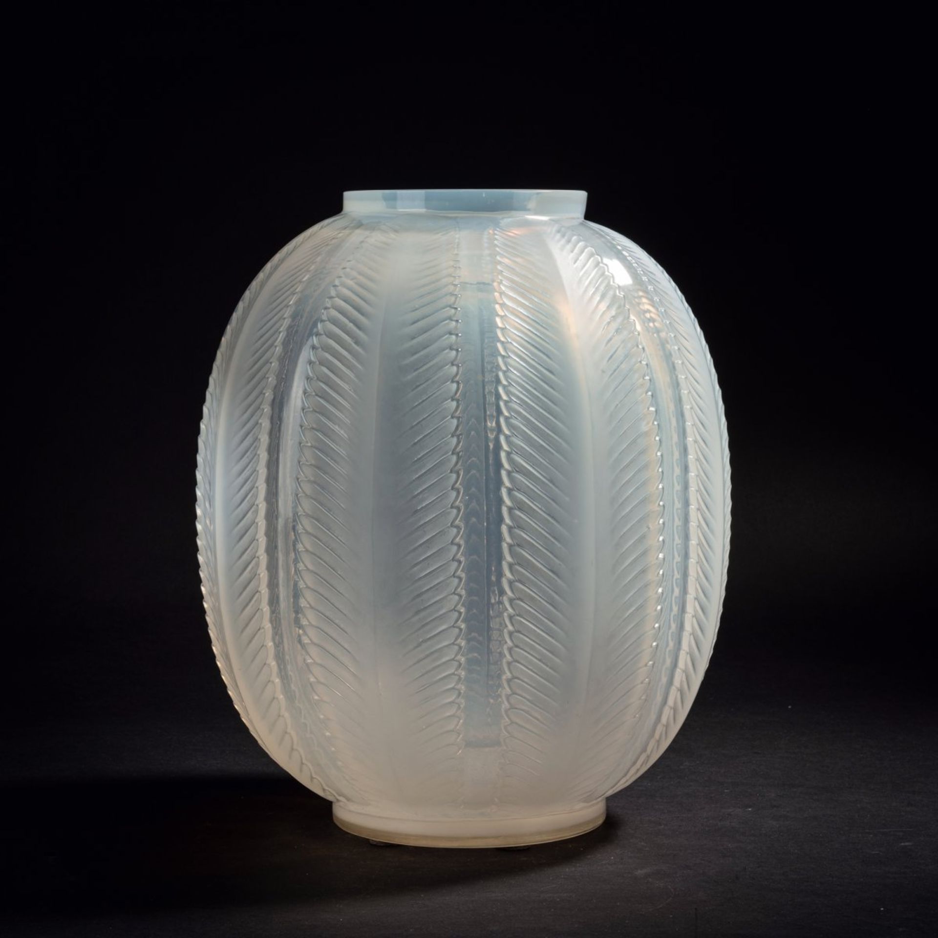 René Lalique, Vase 'Biskra', 1932