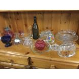 Miscellaneous glass including a Berwick beer bottle, bowls, a cranberry oil lamp, a pair of jelly