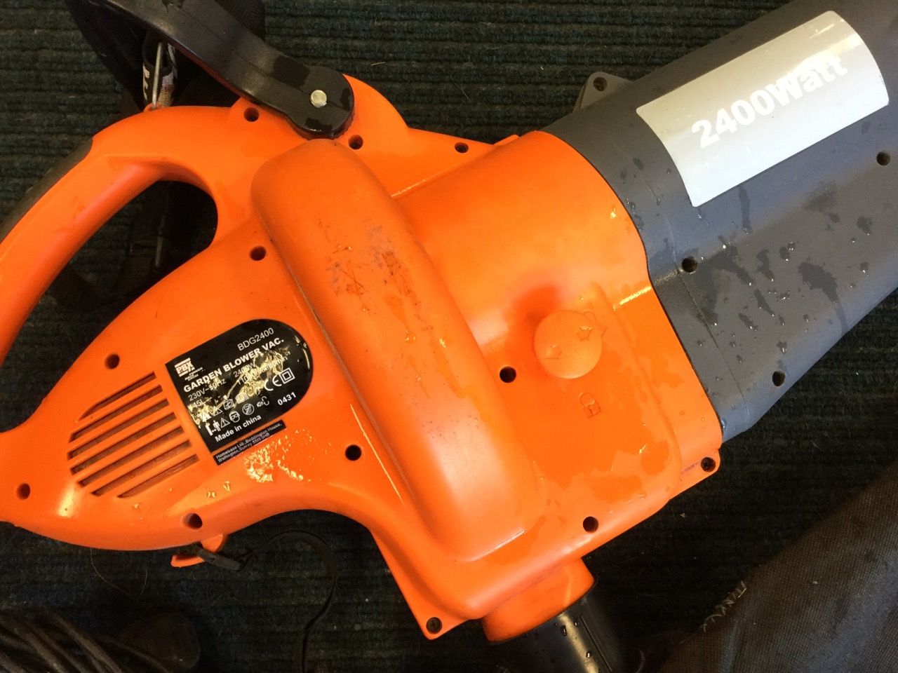 A Power Base excel 2400 watt electric garden blower/vac, with long cable and leaf collecting bag. - Image 2 of 3