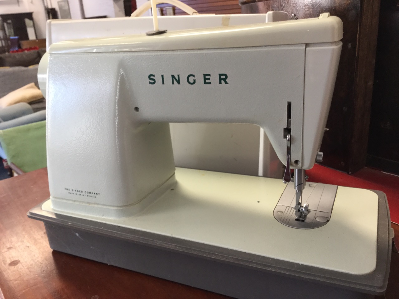 A cased 1970s Singer sewing machine, with various attachments. - Image 3 of 3
