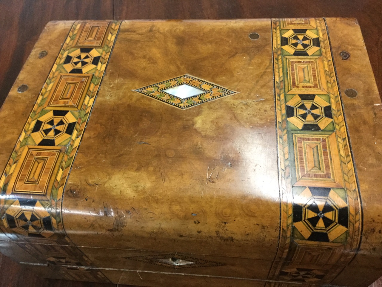 A Victorian walnut writing box with rounded top, inlaid with tonbridge bands framing mother-of-pearl - Image 3 of 3