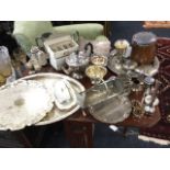 Miscellaneous silver plate including a three-piece Sheffield teaset, napkin rings, a cruet set,