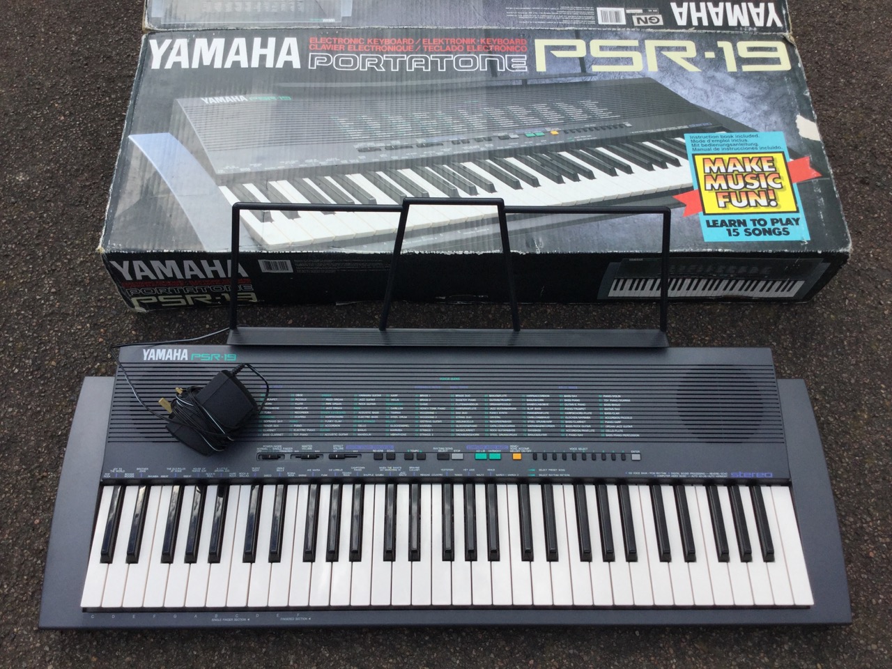 A boxed Yamaha PSR 19 Portatone electronic keyboard, the five octave instrument with 99 effects, - Image 2 of 3