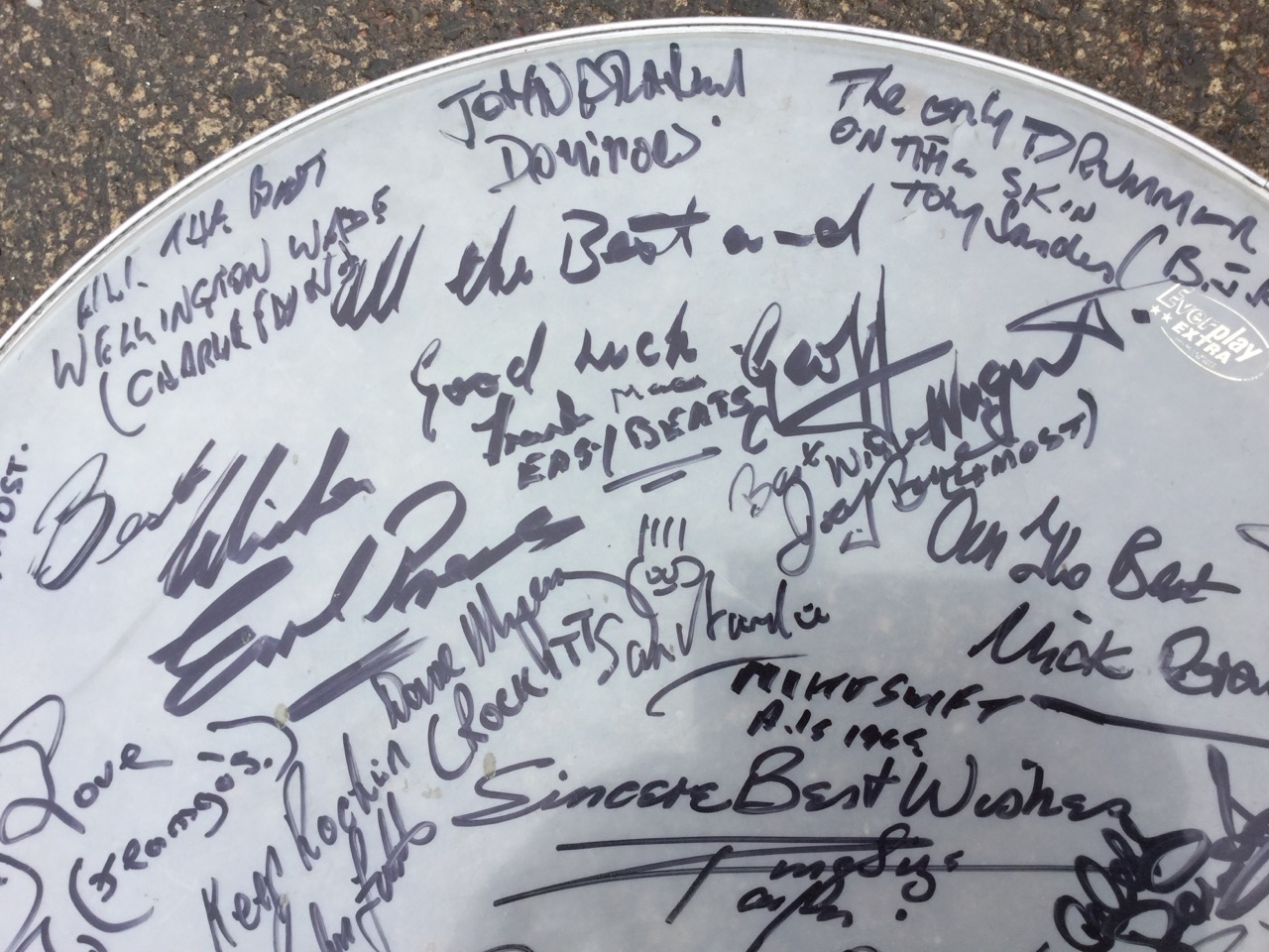A 60s drum skin signed by the famous Star Club of Hamburg performers and promoters including Horst - Image 2 of 3