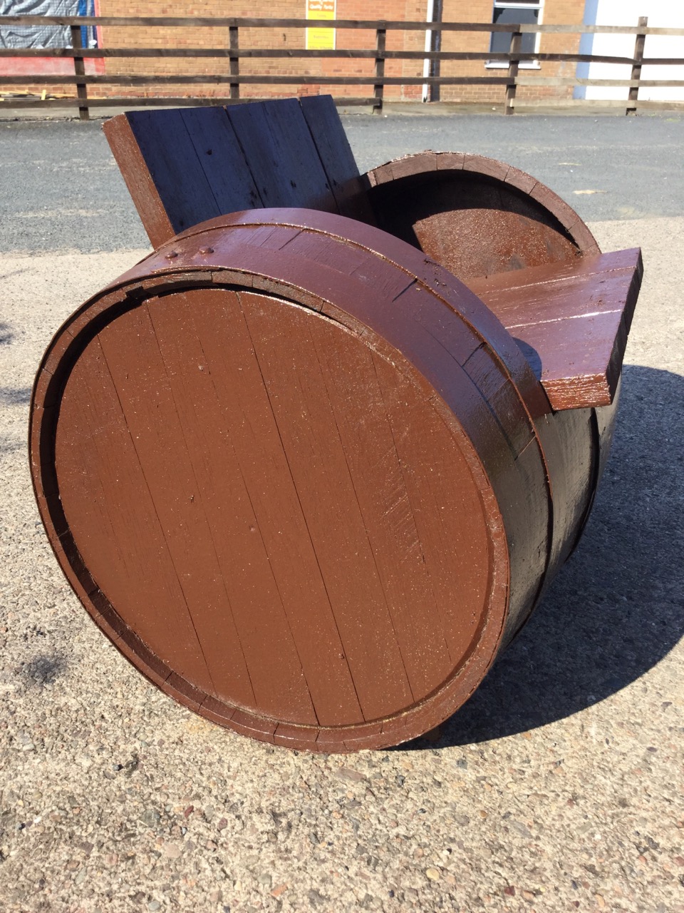 A pair of painted garden seats formed out of old barrels, with boarded backs and seats cut into - Image 3 of 3