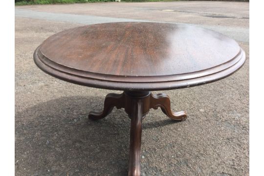 A Victorian mahogany breakfast table, the oval top folding on a bulbous turned column, with - Image 1 of 3