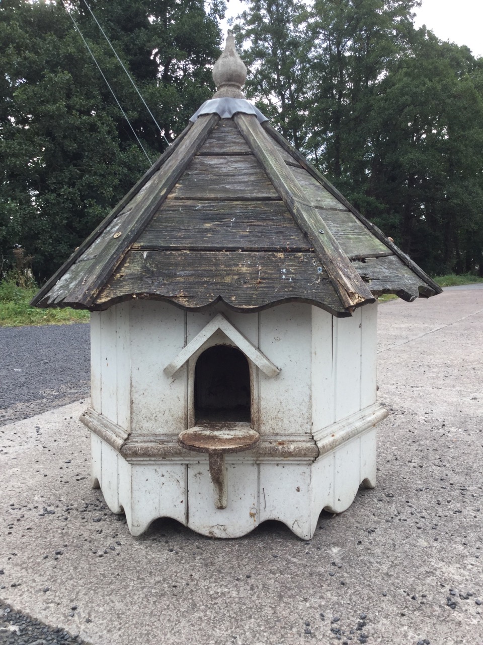 An hexagonal dovecote with turned finial above a pitched boarded roof, having three apertures with - Image 2 of 3