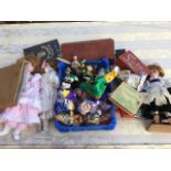 Miscellaneous childrens gear including three porcelain head dolls, clowns, jigsaws, a tin xylophone,