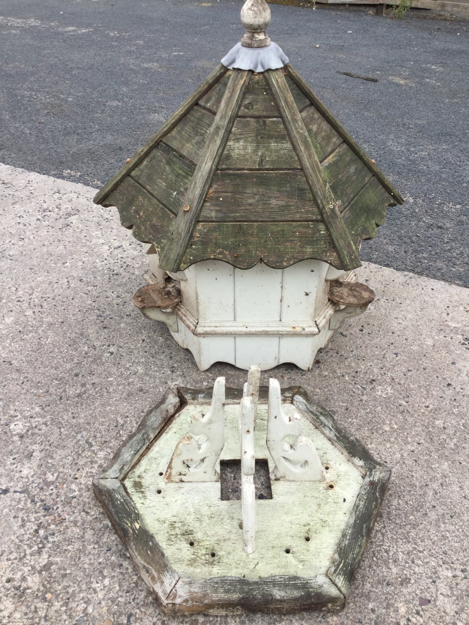 An hexagonal dovecote with turned finial above a pitched boarded roof, having three apertures with - Image 3 of 3