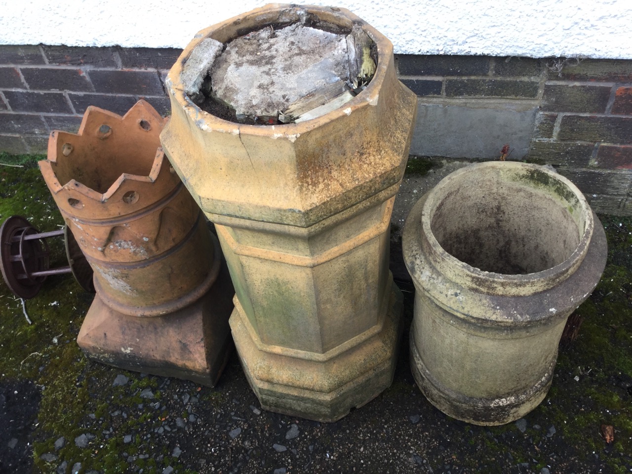 Three Victorian chimney pots - tall octagonal stoneware with moulded plinth & rim tubular on - Image 3 of 3